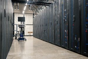 本地AI服务器硬件选型与性能调优完全指南 2026——IT大叔从装机到跑模型的真实记录